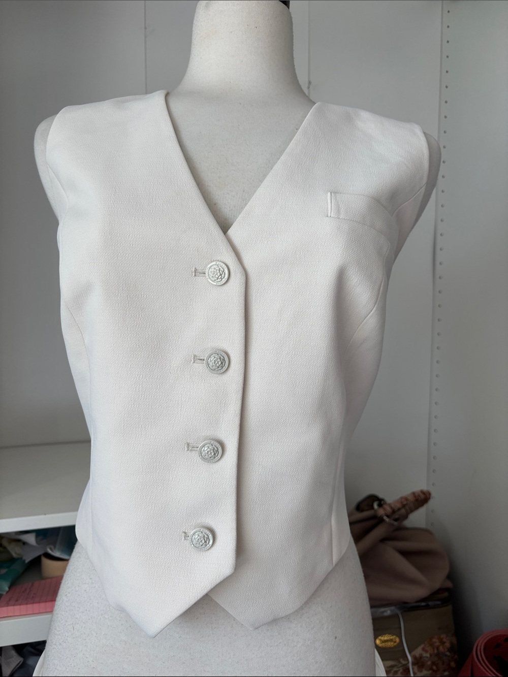 Guess Women's White V-Neck Button Front Crop Vest